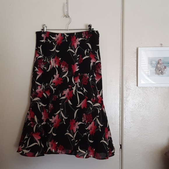 AXCESS LIZ CLAIBORNE CO. floral print skirt - Picture 1 of 8